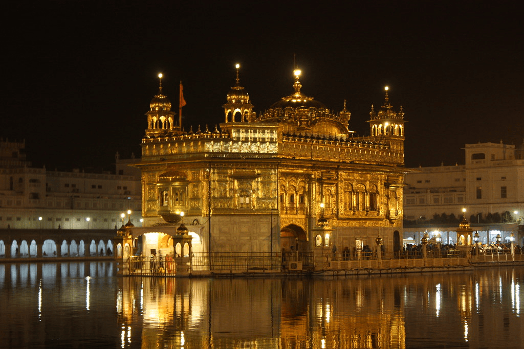 Golden Temple Amritsar: A Complete Guide To Unveil The Mystique